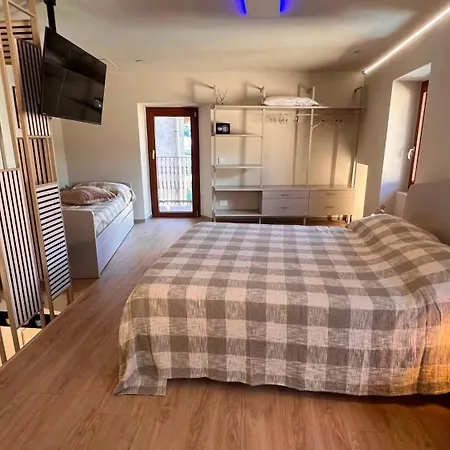 Loft Capovilla 12 Apartman Pisogne